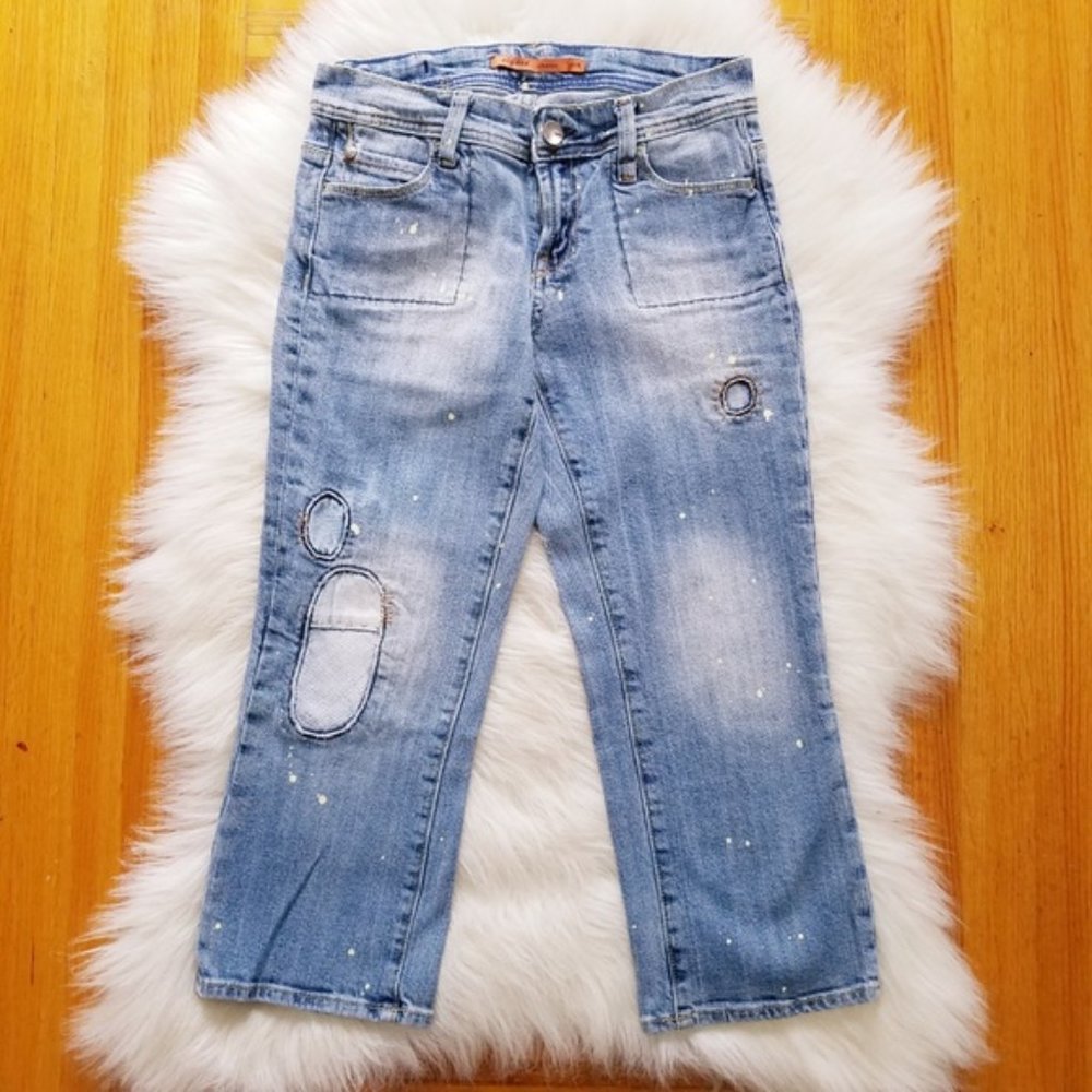 Capri Jeans w/Distressing, Patchwork & Paint Splat